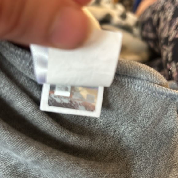 The North Face Slacker Crew Neck‎  Sports Stretch Gray Men’s Size Medium - Picture 9 of 9